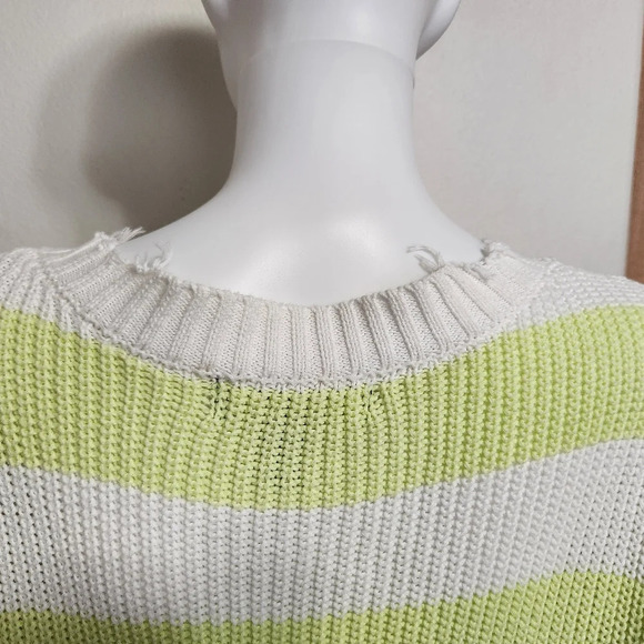 Forever‎ 21 oversized color block sweater size small - Picture 12 of 16